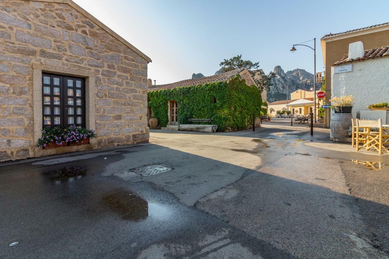 Petra Sarda Apartment San Pantaleo Exterior foto